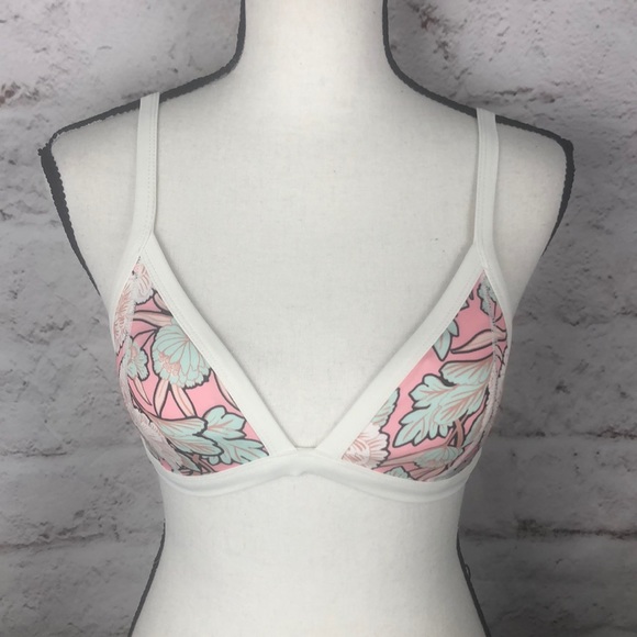 NWOT Bathing Suit Bikini Top Sz Small - Picture 1 of 6